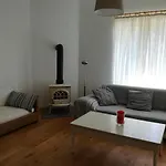 Riverside House Semesterbostad Chiny