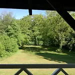 Riverside House Nyaraló