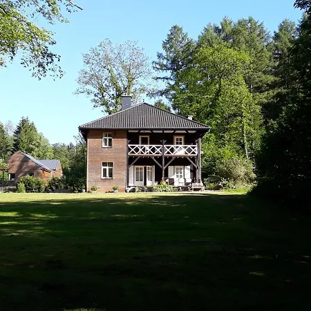 Riverside House Hébergement de vacances *